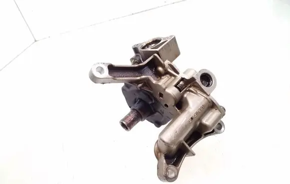 Audi A6 S6 C7 4G Oil pump 06E115105