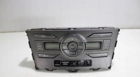Toyota Auris 150 Interior fan control switch 