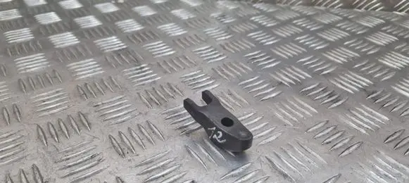 KIA Sportage Fuel Injector clamp holder 