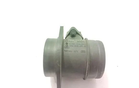 Volkswagen Golf V Mass air flow meter 038906461B