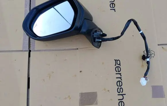 Toyota Yaris Cross Front door electric wing mirror 879400DE50 20220309