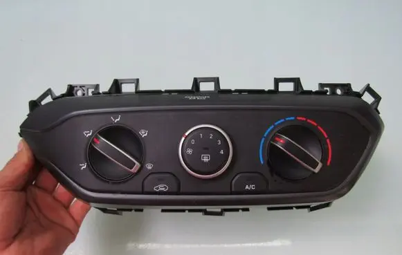 Hyundai i20 (BC3 BI3) Climate control unit 97250Q0900