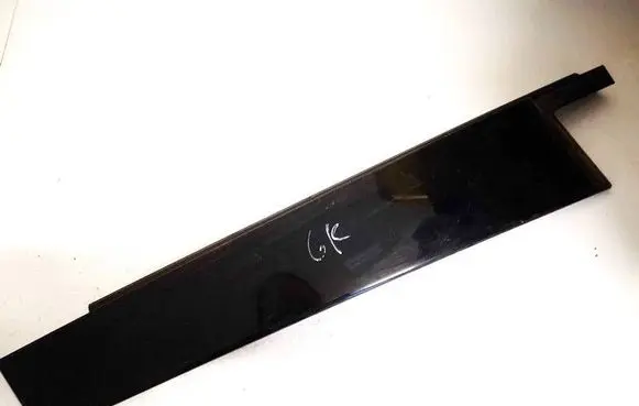 Mercedes-Benz C AMG W204 Rear door glass trim molding a2046900387 a2046902187