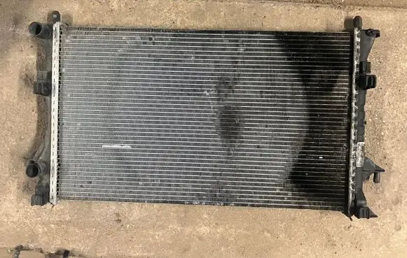 Renault Espace IV Coolant radiator 8200302463A 8200302463