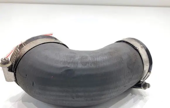 Volkswagen Scirocco Air intake hose/pipe 1K0145838L