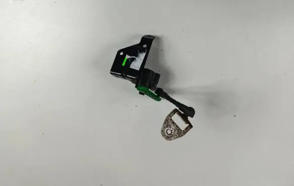 Rear air suspension level height sensor