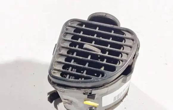 Ford Transit Dash center air vent grill g045c1048a yc1h19c681a