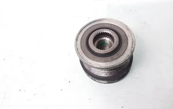 Mercedes-Benz C W202 Alternator pulley F22882411
