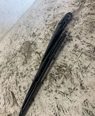 Mitsubishi Outlander Rear wiper blade 