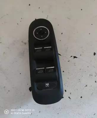 Ford Mondeo MK IV Electric window control switch A23003ag0137