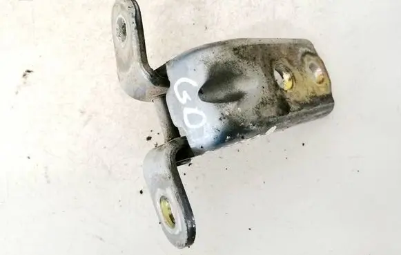 Hyundai Santa Fe Rear door lower hinge