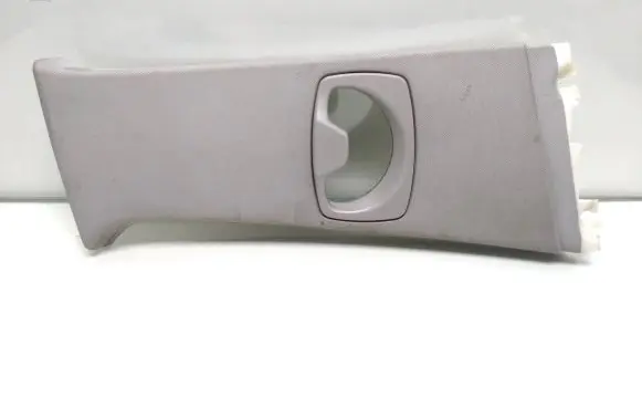 (B) pillar trim (top)