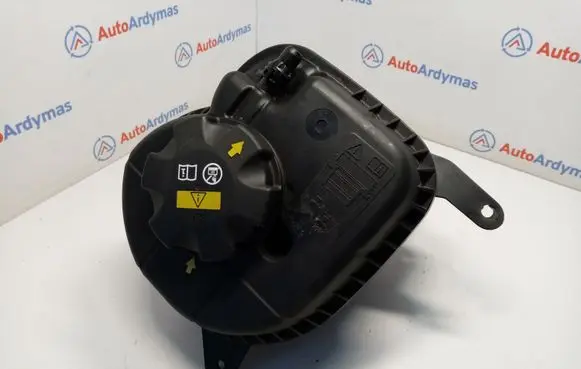 BMW X5 E70 Coolant expansion tank/reservoir 8621092 17138621092 17137647290