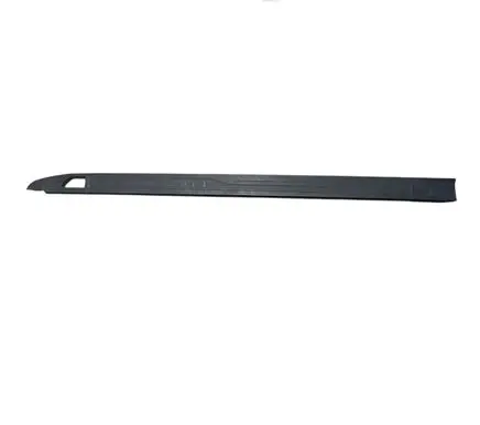 Chevrolet Silverado Front sill trim cover 84493660 814728200