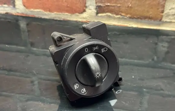 Light switch