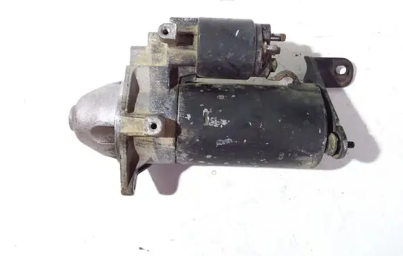 Opel Zafira A Starter motor