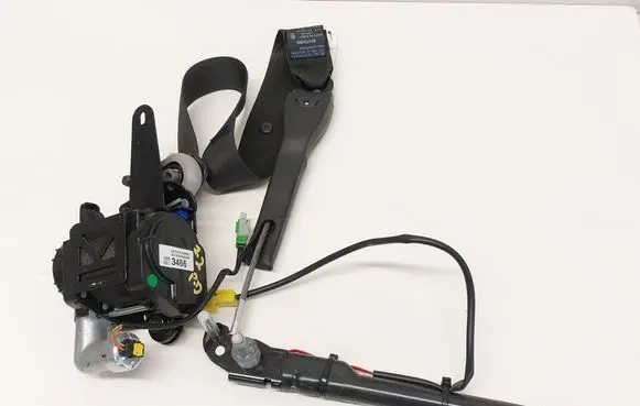 Opel Antara Front seatbelt