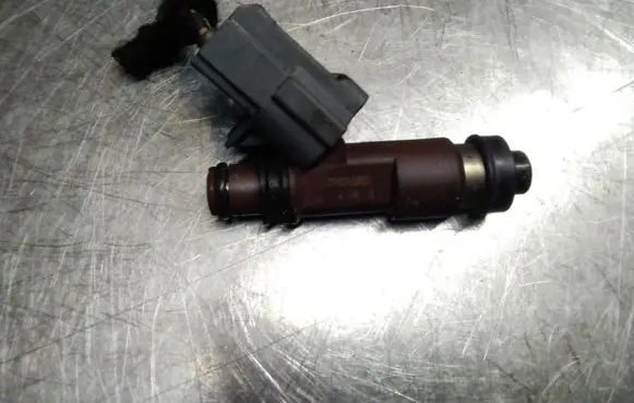 Subaru Outback Fuel injector 010043027 4JN3