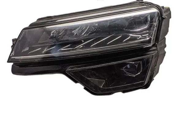 Skoda Karoq Headlight/headlamp 57B941015B 20PL8935
