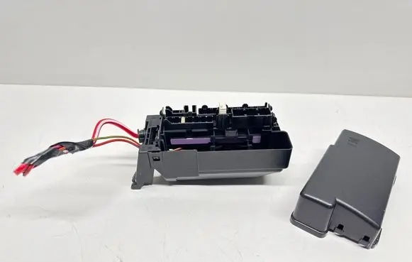 Opel Astra K Fuse box set 13460664 PA6GB20GF10