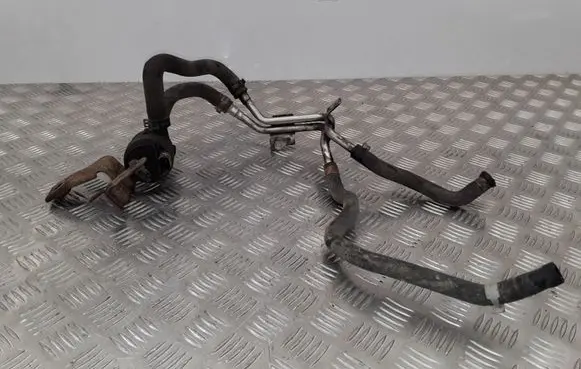 Nissan Qashqai Engine coolant pipe/hose