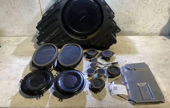 Jeep Grand Cherokee Audio system kit 68207346AF