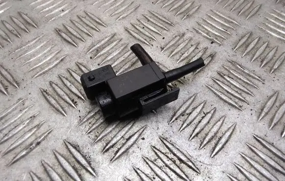 Valve vacuum