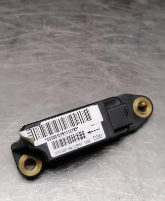 Mercedes-Benz S W220 Airbag deployment crash/impact sensor 2208204426