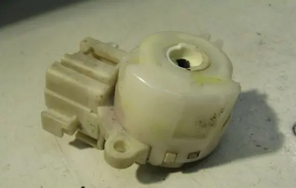 Toyota Verso Ignition lock contact 