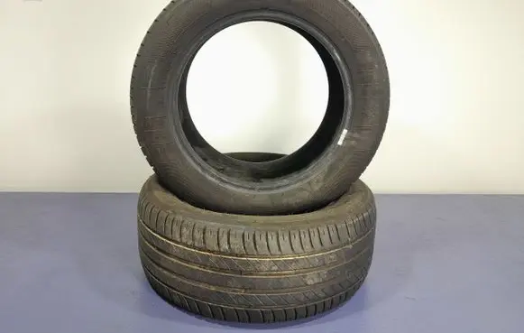 Volvo V60 R17 summer tire 3528702320501