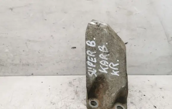 Skoda Superb B5 (3U) Gearbox mounting bracket 8D0399113AB
