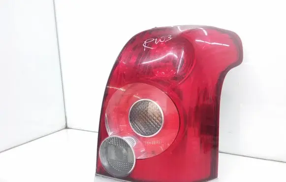 Toyota Avensis T250 Rear/tail lights