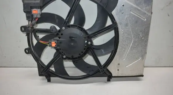 Citroen C3 Picasso Electric radiator cooling fan 