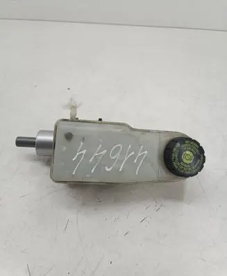 Mitsubishi Colt Master brake cylinder 32067272D