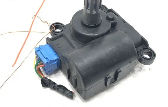 KIA Sportage Air flap motor/actuator D332-JYAA02