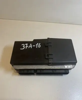 Lexus RX 330 - 350 - 400H Engine control unit/module 8966148E40
