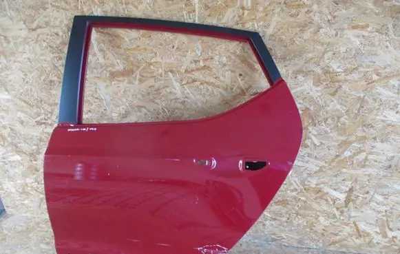 Hyundai i10 Rear door