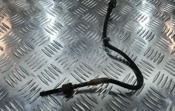 Infiniti Q50 Exhaust gas temperature sensor A0009053601