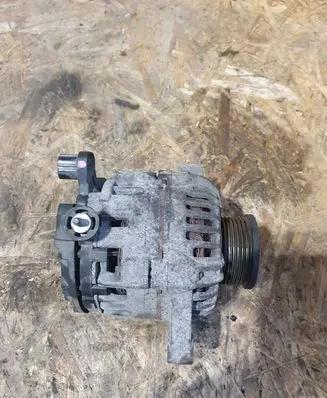 Toyota Avensis T250 Generator/alternator
