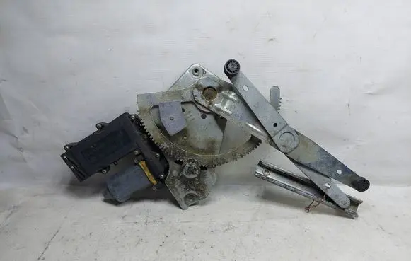 Volkswagen Golf III Rear door window regulator with motor 05075060KAS 05075060 1E0847271B