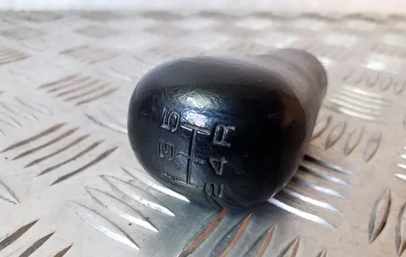 Mitsubishi ASX Gear lever shifter trim leather/knob
