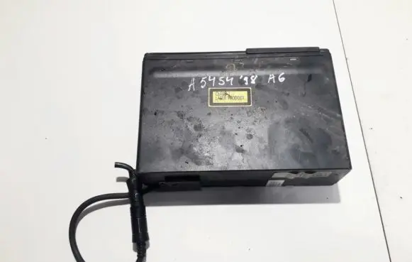 Audi A6 S6 C5 4B CD/DVD changer 