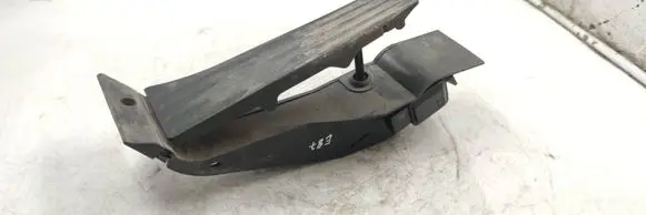 BMW 1 E81 E87 Accelerator throttle pedal 6766931