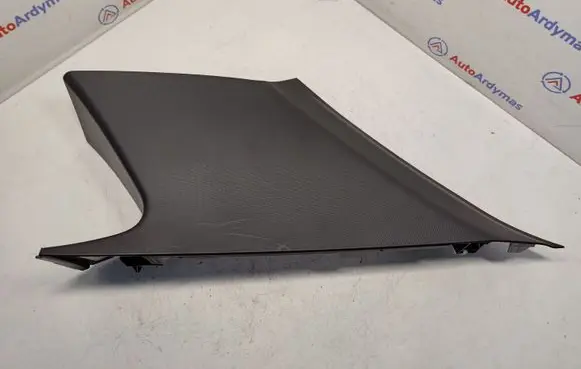 (D)pillar trim (top)