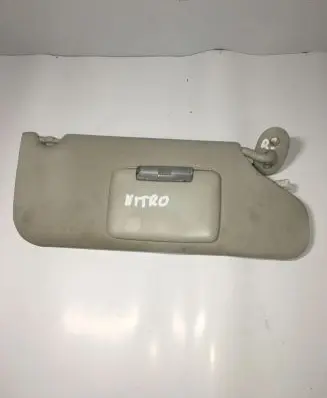 Dodge Nitro Sun visor