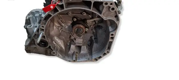 Renault Clio IV Manual 5 speed gearbox S16886800 JH3374