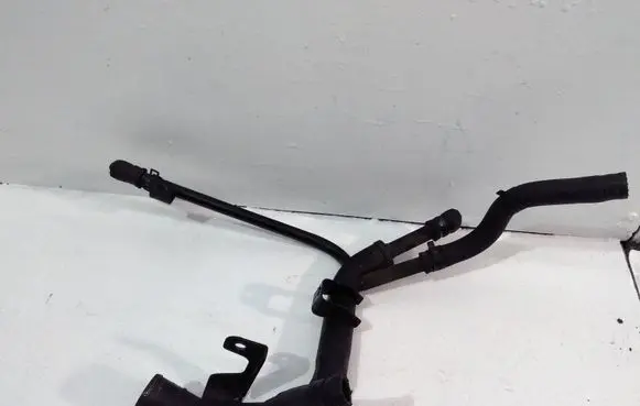 Chevrolet Captiva Engine coolant pipe/hose