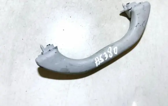Volkswagen PASSAT B5 Front interior roof grab handle