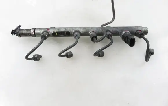 Renault Scenic II - Grand scenic II Fuel main line pipe 7700114017 0445214024 0281002405