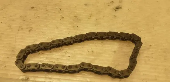 Mercedes-Benz E W211 Oil pump chain 